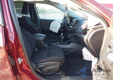 2019 Jeep Cherokee Latitude 4X4 z USA, uszkodzony, nr VIN 1C4PJMCB3KD330386